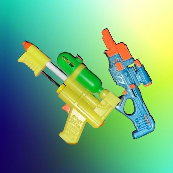 World's Smallest Nerf Blasters & Super Soaker B13 - Picture 1 of 5